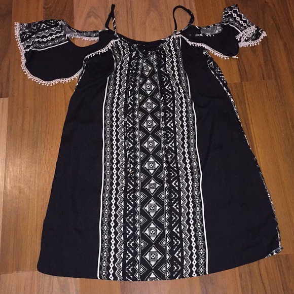 Dress - Picture 1 of 1